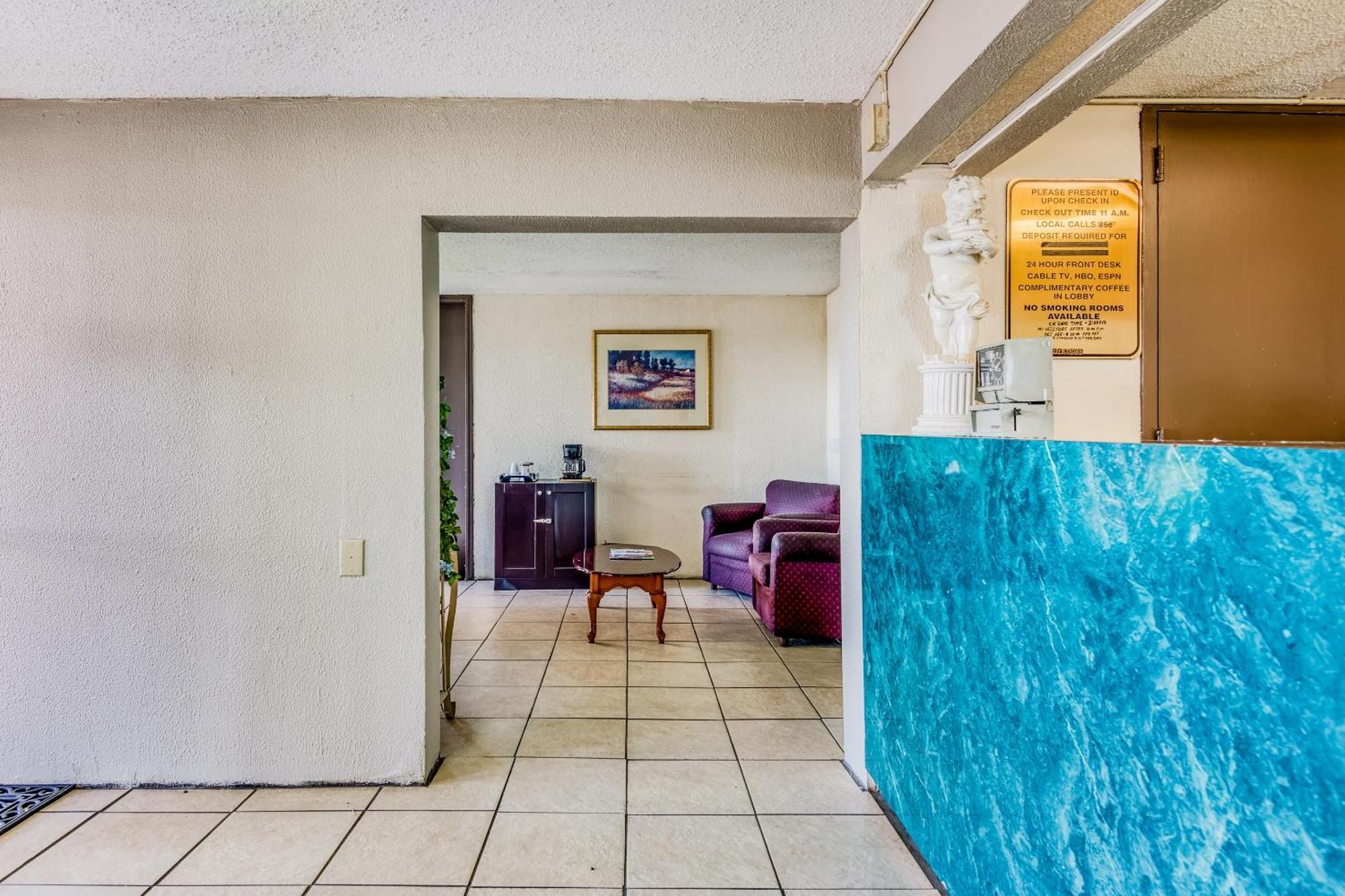 Oyo Hotel Jackson North I-55 Bagian luar foto